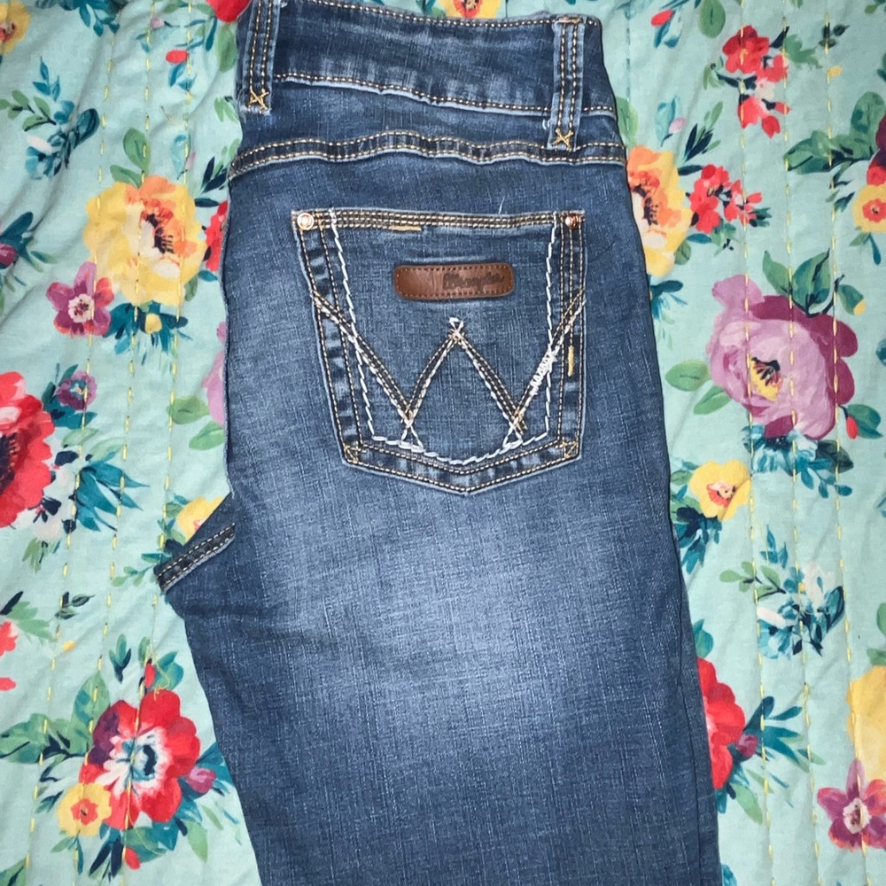 Wrangler Women's Indigo Boot Cut Jeans